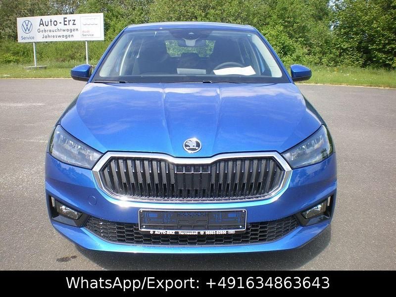Blau Neu 2025 Skoda Fabia Limousine | 14.250 € (Superpreis) - Bild 1/4