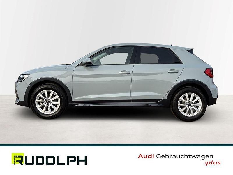 Gebraucht Audi A1 Basis 116 PS (85 kW) 2025 Pfeilgrau perleffekt Limousine