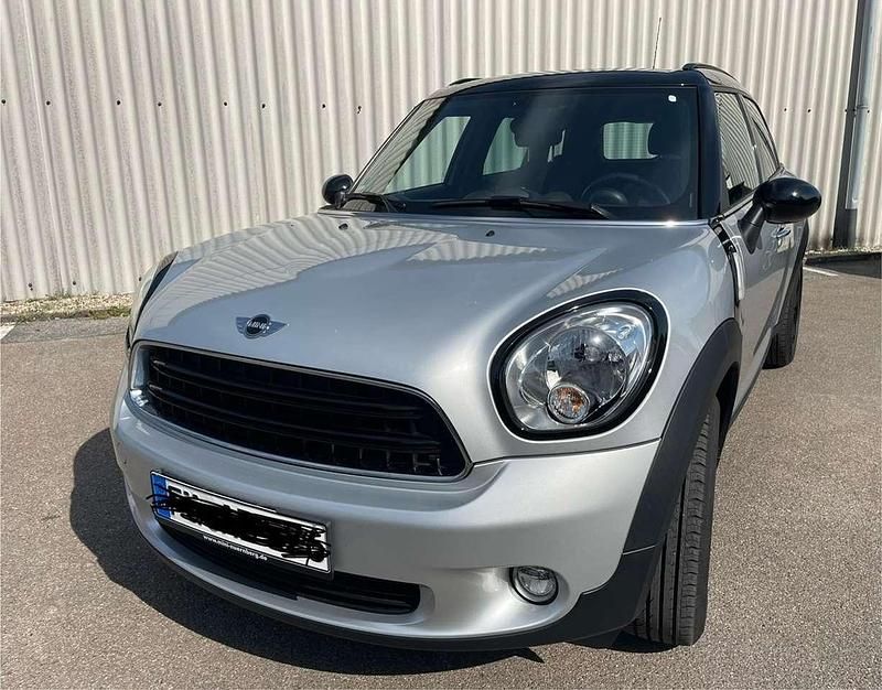 Silber Gebraucht 2016 Mini Park Lane Countryman Chili SUV | 15.200 € - Bild 1/4