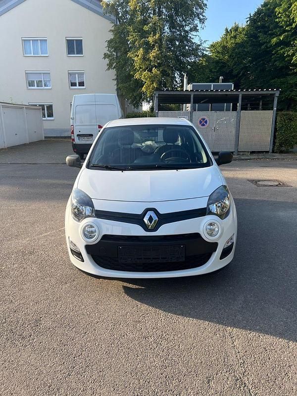 Weiß Gebraucht 2014 Renault Twingo Dynamique Kleinwagen | 4.350 € (Guter Preis) - Bild 1/4