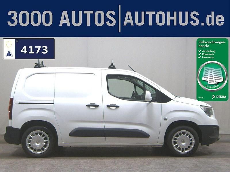 Gebraucht Opel Combo Edition 102 PS (75 kW) 2021 Jade weiss Van / Kleinbus