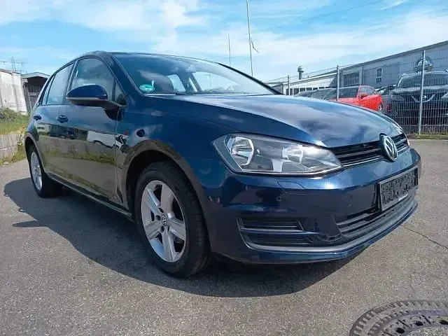 Gebraucht VW Golf VII Comfortline 86 PS (63 kW) 2014 Andere Limousine