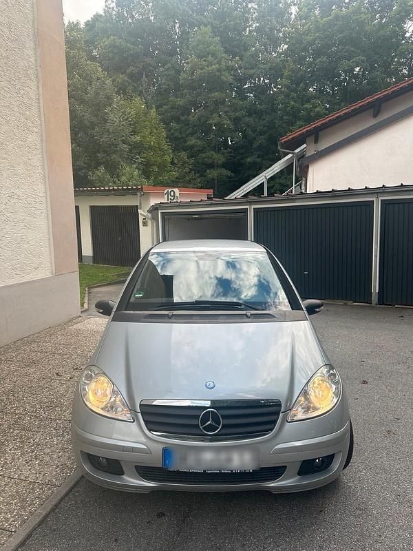 Silber Gebraucht 2005 Mercedes A170 Kleinwagen | 1.799 € (Guter Preis) - Bild 1/4