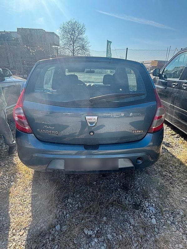 Gebraucht Dacia Sandero 55 PS (40 kW) 2009 Blau Kleinwagen