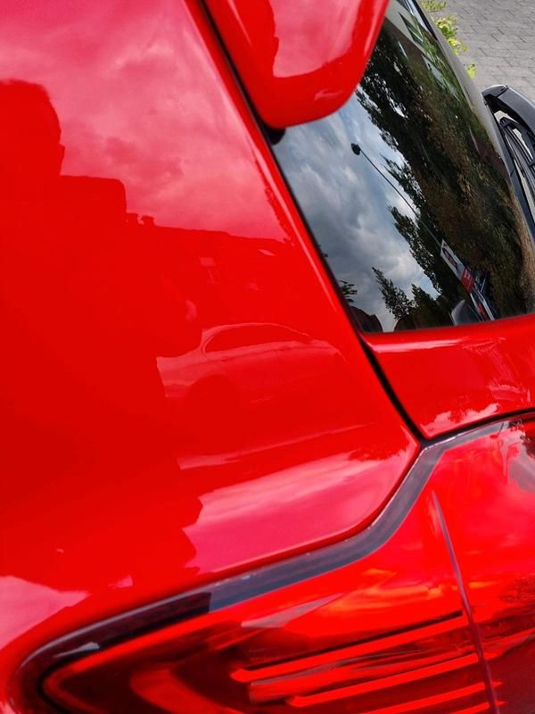 Rot Gebraucht 2015 Ford Ka Kleinwagen | 5.000 € (Etwas zu teuer) - Bild 1/4