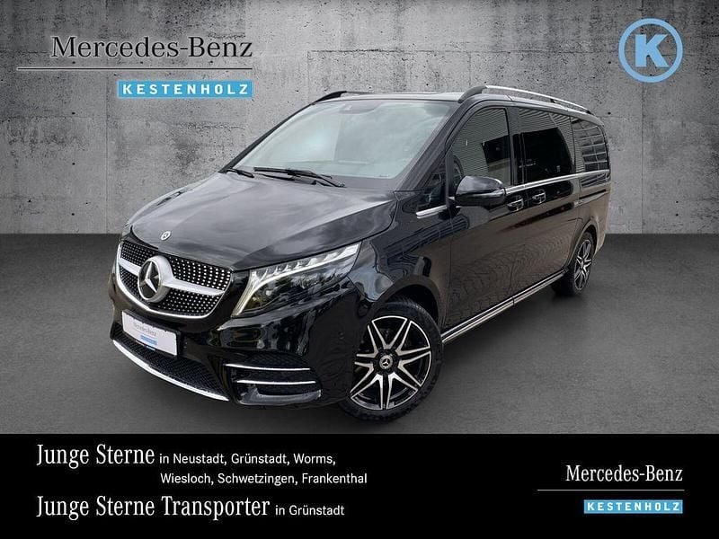 Schwarz Gebraucht 2023 Mercedes V300 Avantgarde Edition Van / Kleinbus | 73.380 € (Teuer) - Bild 1/4