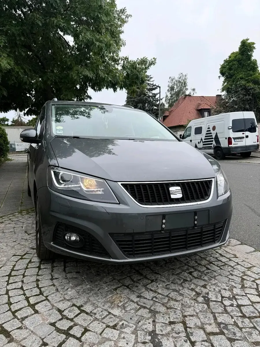 Gebraucht Seat Alhambra 177 PS (130 kW) 2015 Grau Van / Kleinbus