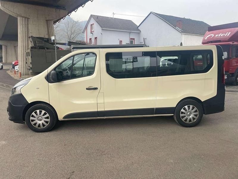 Gebraucht Nissan NV300 125 PS (91 kW) 2018 Glacier white (s) Van