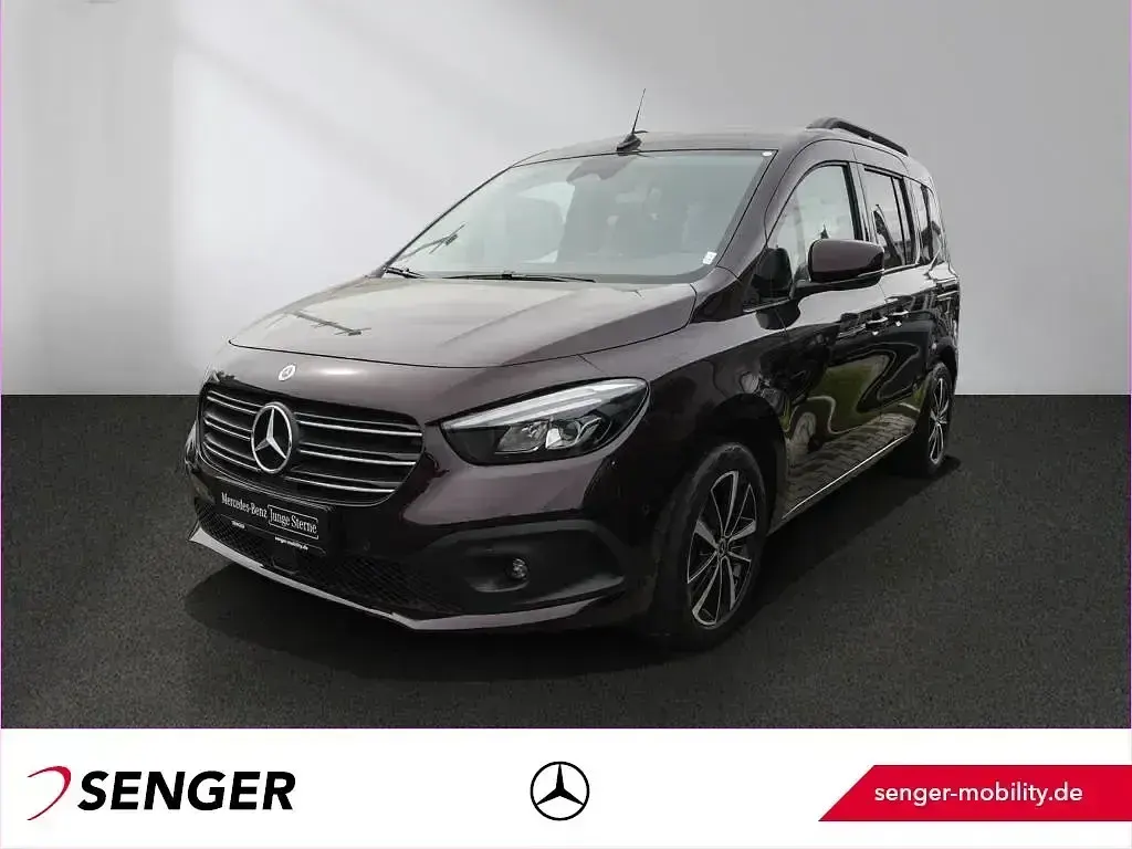 Gebraucht Mercedes T180 Progressive 116 PS (85 kW) 2024 Van / Kleinbus