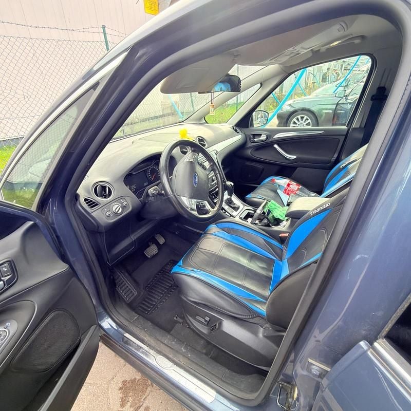 Gebraucht Ford S-MAX S 163 PS (119 kW) 2011 Van / Kleinbus