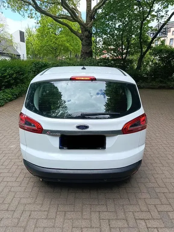 Używany Ford S-MAX S 140 KM (102 kW) 2012 Biały Minivan