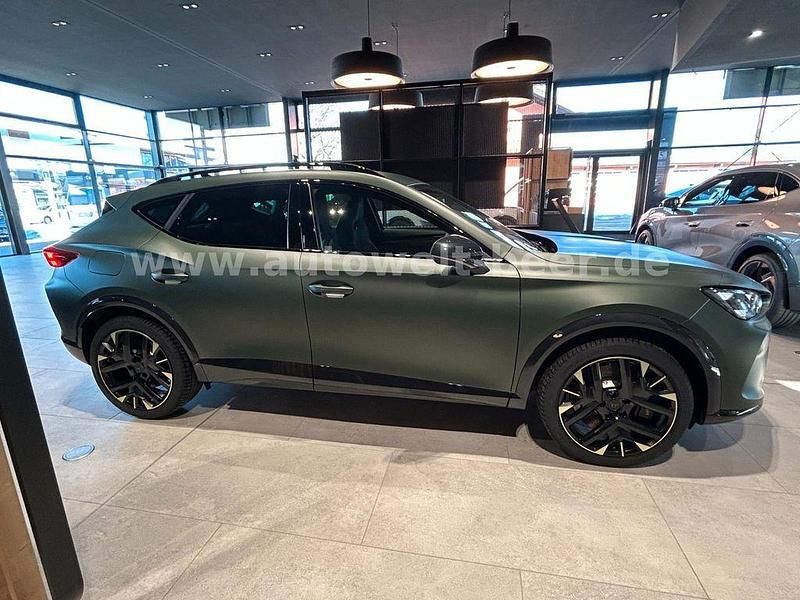 Neu Cupra Formentor VZ 333 PS (244 kW) 2026 Grün SUV