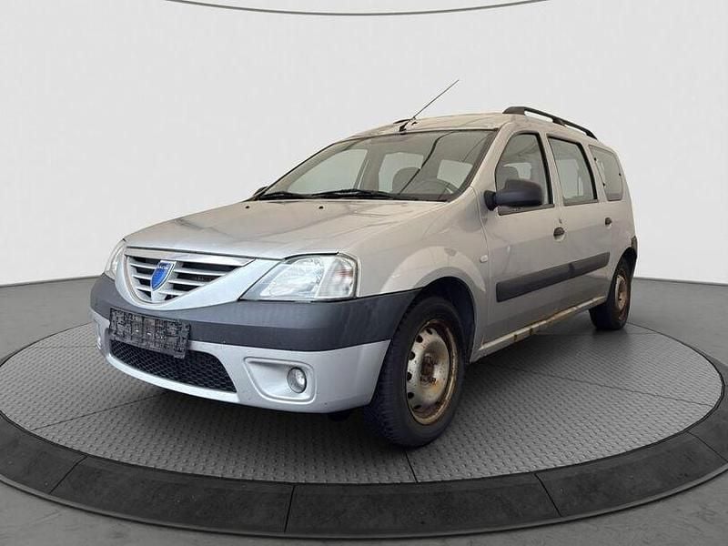Grau Gebraucht 2008 Dacia Logan Lauréate Limousine | 1.000 € (Guter Preis) - Bild 1/4
