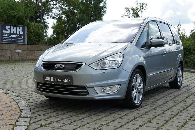 Grau Gebraucht 2014 Ford Galaxy Titanium Van / Kleinbus | 9.990 € (Fairer Preis) - Bild 1/4