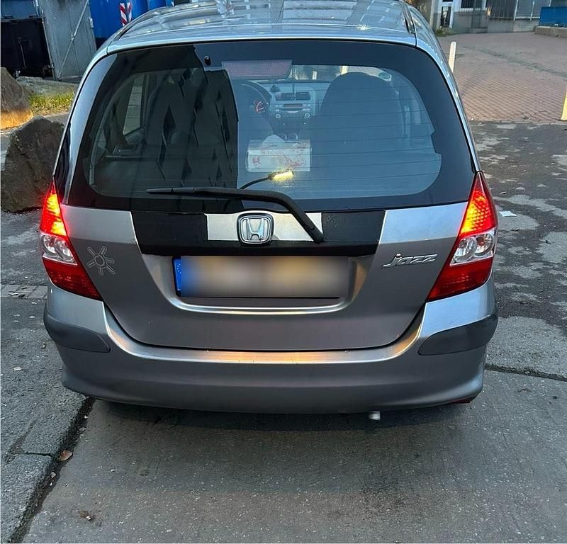 Gebraucht Honda Jazz 83 PS (61 kW) 2008 Grau Kleinwagen