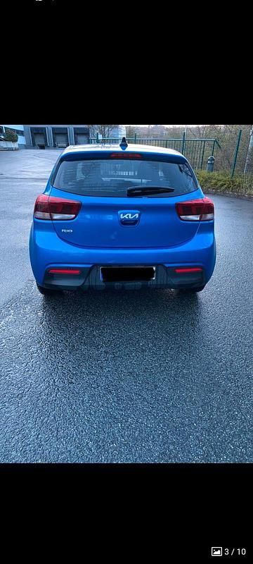 Gebraucht Kia Rio Spirit 101 PS (74 kW) 2022 Blau Kleinwagen
