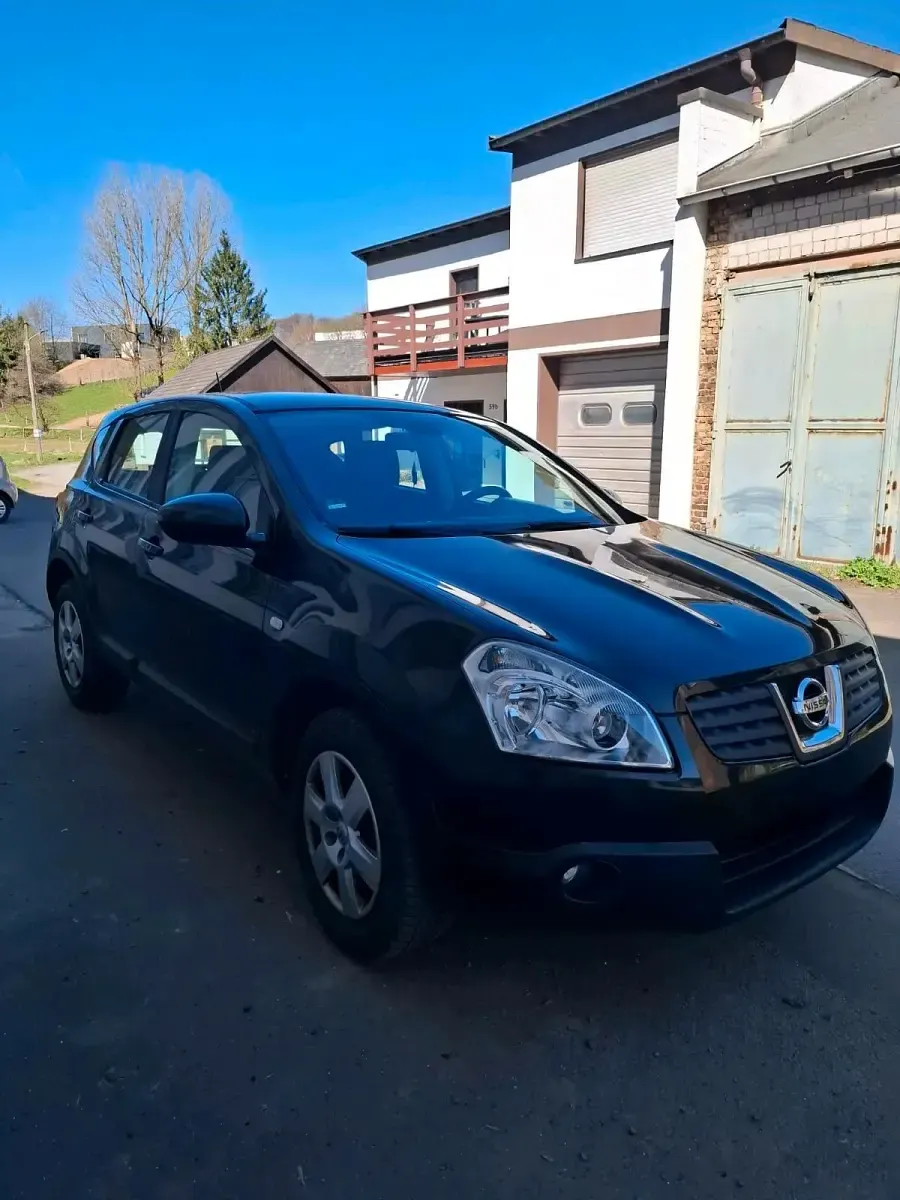 Gebraucht Nissan Qashqai 116 PS (85 kW) 2009 Schwarz SUV