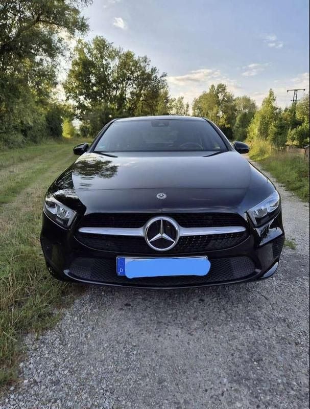 Gebraucht Mercedes 200 163 PS (119 kW) 2020 Schwarz Limousine