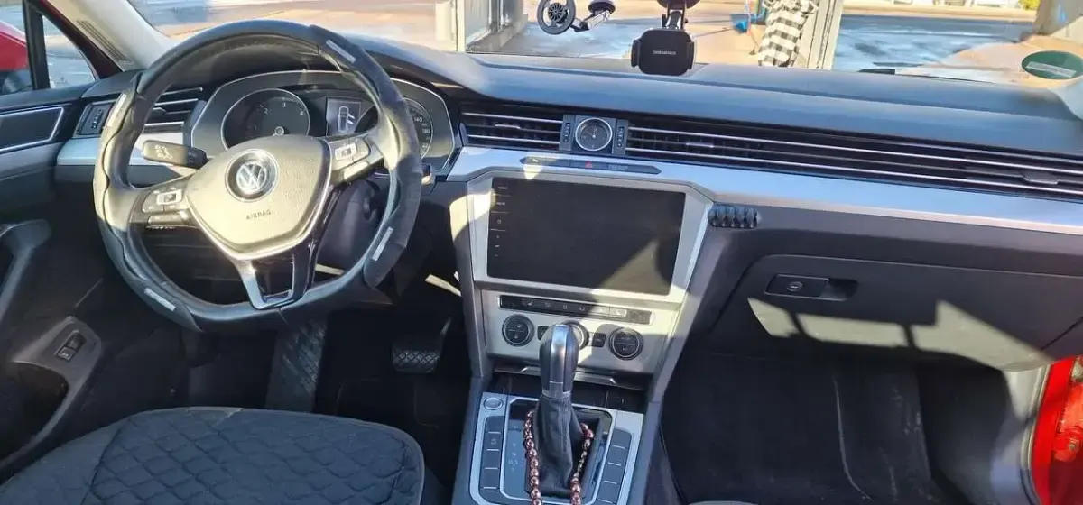 Gebraucht VW Passat Trendline 120 PS (88 kW) 2019 Limousine