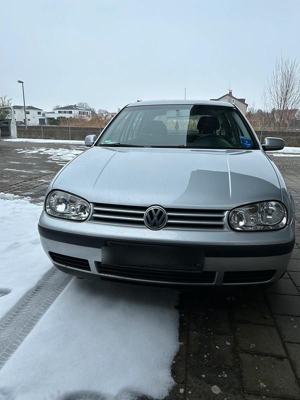 Gebraucht VW Golf IV 75 PS (55 kW) 2003 Silber Kleinwagen