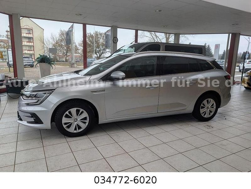 Gebraucht Renault Mégane IV Techno 140 PS (102 kW) 2023 Silber Limousine