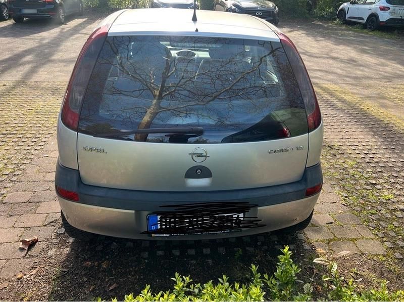 Gebraucht Opel Corsa 75 PS (55 kW) 2002 Silber Kleinwagen