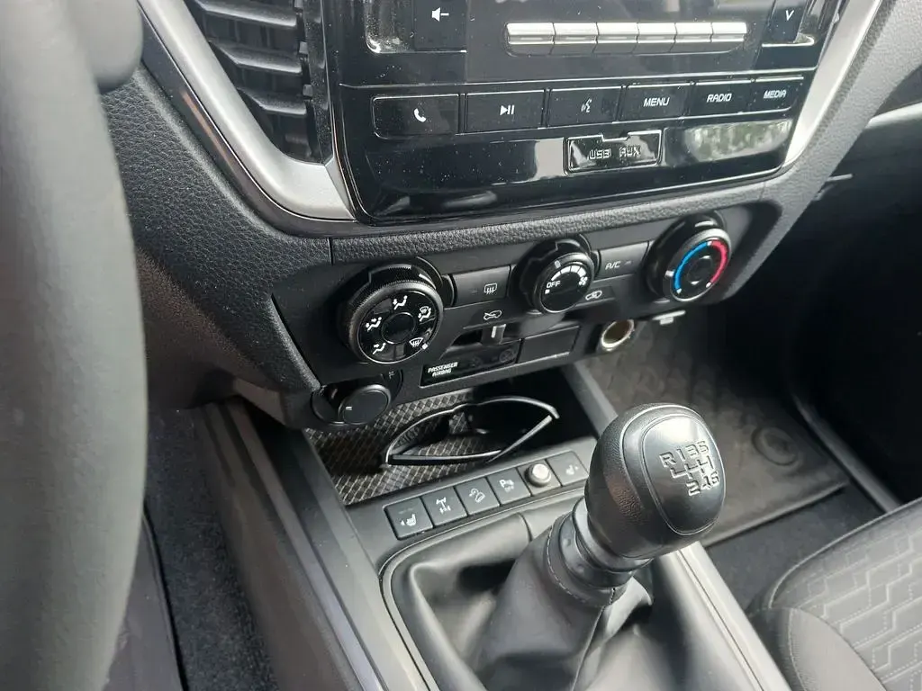Gebraucht Isuzu D-Max 160 PS (117 kW) 2023 Schwarz Pickup