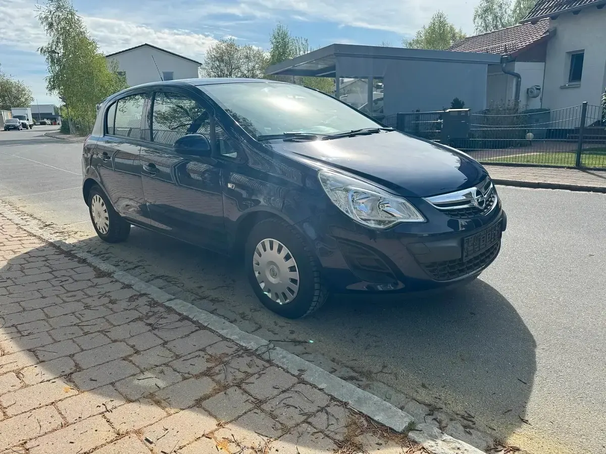 Gebraucht Opel Corsa 80 PS (58 kW) 2012 Blau Kleinwagen