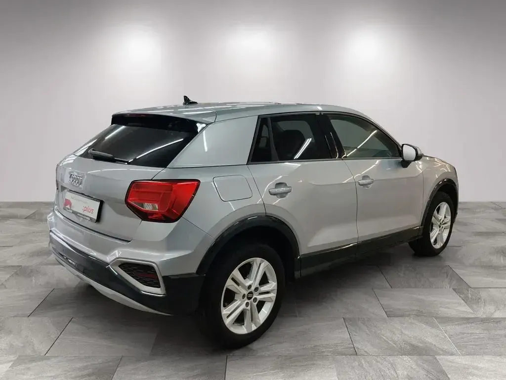 Gebraucht Audi Q2 Advanced Plus 116 PS (85 kW) 2025 Florettsilber metallic SUV