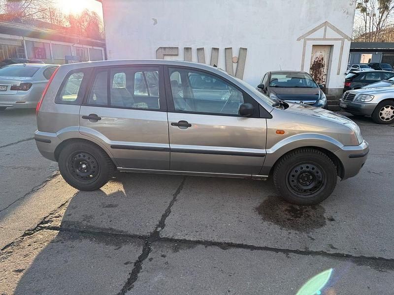 Gebraucht Ford Fusion 80 PS (58 kW) 2002 Grau Kleinwagen