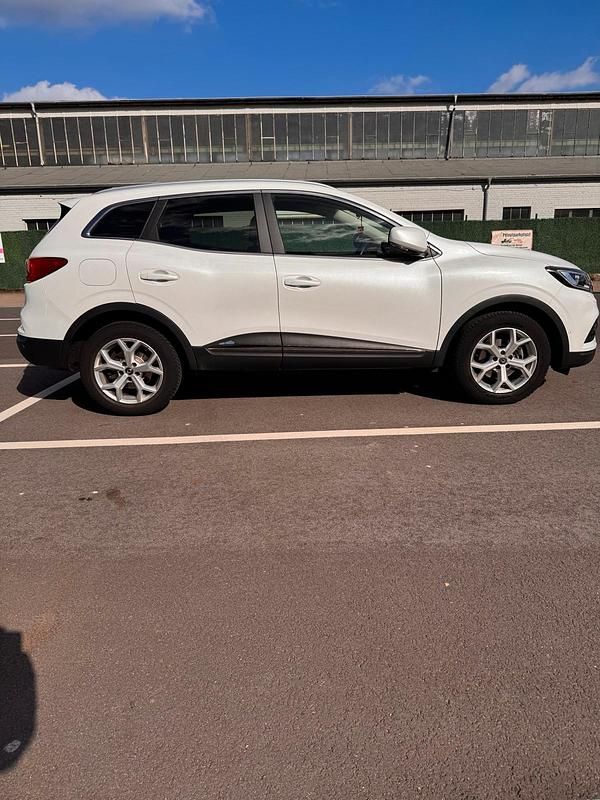 Gebraucht Renault Kadjar 140 PS (102 kW) 2019 Weiß SUV