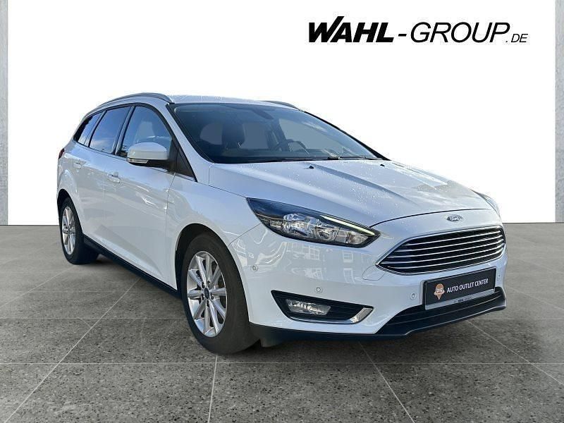 Gebraucht Ford Focus Titanium 125 PS (91 kW) 2018 Weiß Kombi