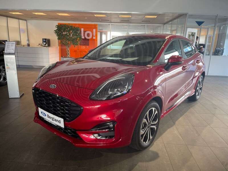 Lackierung metallic "fantasticrot" rot Gebraucht 2024 Ford Puma ST-Line Coupé | 22.390 € (Guter Preis) - Bild 1/4