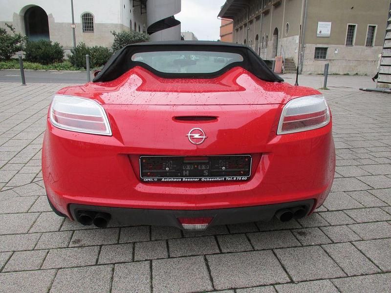 Gebraucht Opel GT Basis 317 PS (233 kW) 2008 Rot Cabrio