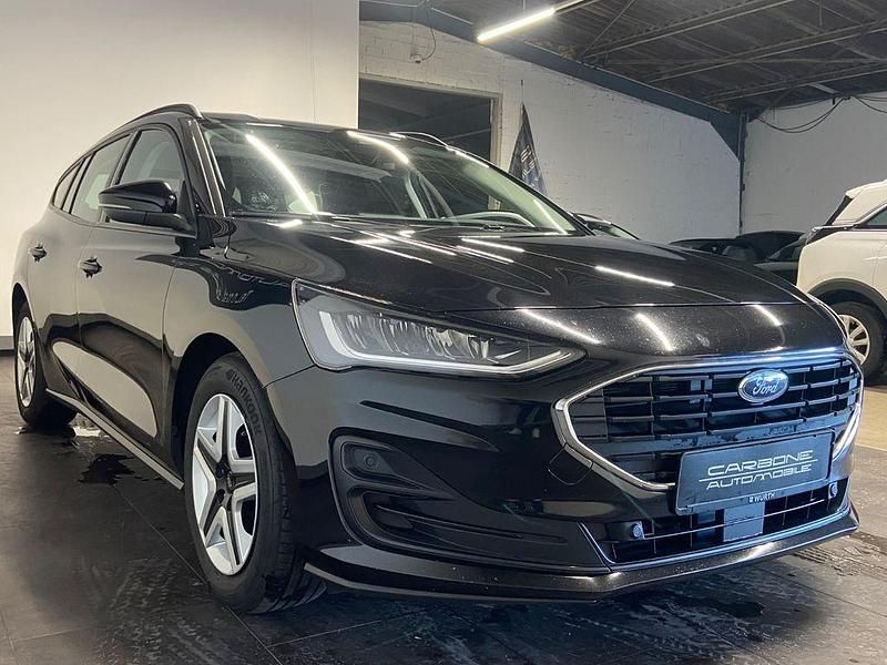 Gebraucht Ford Focus Cool & Connect 120 PS (88 kW) 2022 Schwarz Limousine