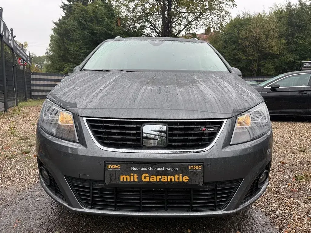 Gebraucht Seat Alhambra FR-Line 150 PS (110 kW) 2022 Grau Van / Kleinbus