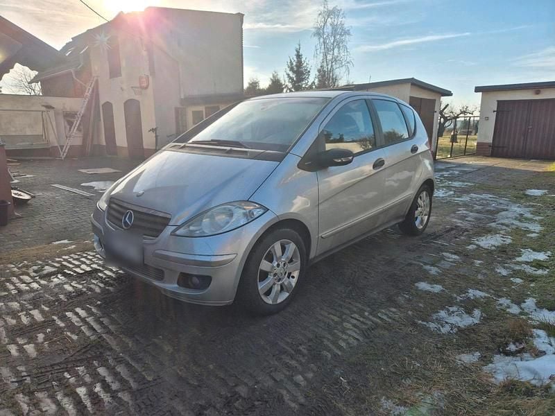 Silber Gebraucht 2006 Mercedes A180 Kleinwagen | 1.200 € - Bild 1/4