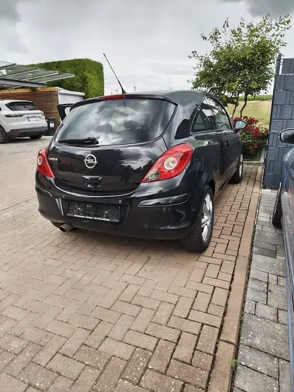 Gebraucht Opel Corsa Satellite 87 PS (63 kW) 2012 Schwarz Kleinwagen