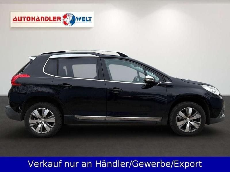 Gebraucht Peugeot 2008 114 PS (83 kW) 2015 Schwarz SUV