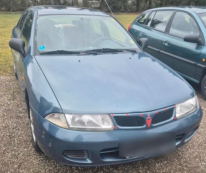 Gebraucht Mitsubishi Carisma 90 PS (66 kW) 1997 Blau Limousine