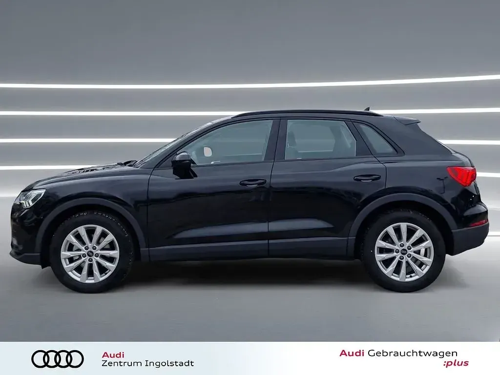 Gebraucht Audi Q3 Ambiente 150 PS (110 kW) 2025 Mythosschwarz metallic SUV