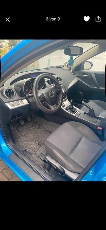 Second-hand Mazda 3 116 CP (85 kW) 2011 Albastru Hatchback