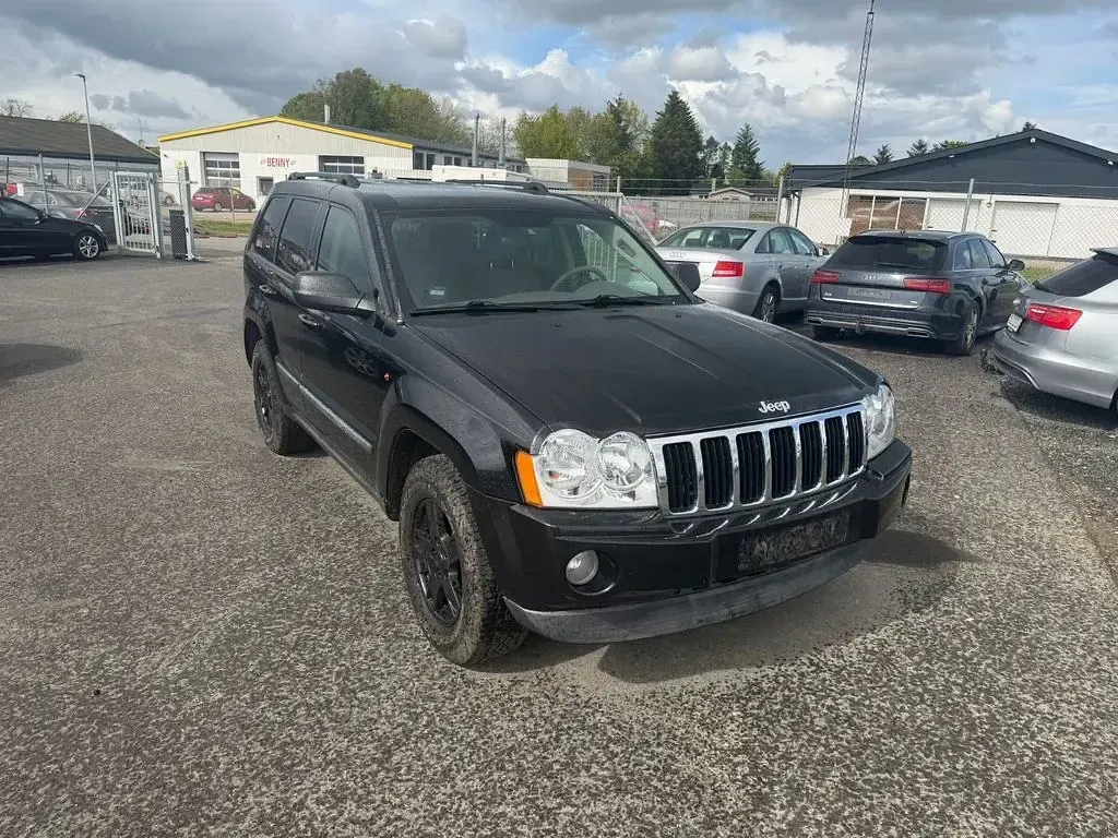 Gebraucht Jeep Grand Cherokee Laredo 231 PS (169 kW) 2008 Schwarz SUV