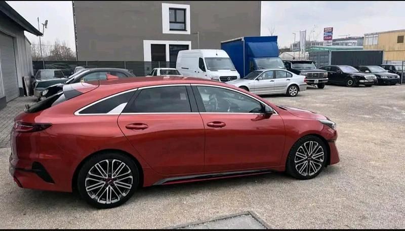 Gebraucht Kia ProCeed GT 204 PS (150 kW) 2022 (rng) orange fusion met. Kombi