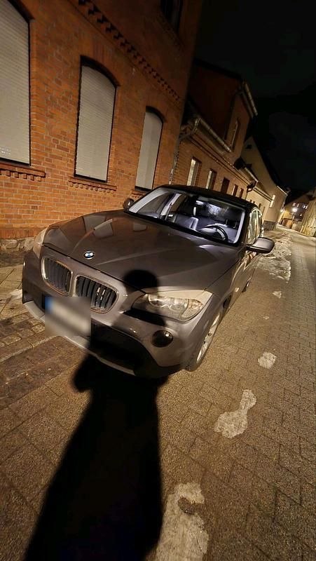 Gebraucht BMW X1 177 PS (130 kW) 2011 Silber SUV