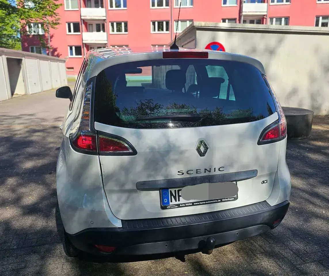 Gebraucht Renault Scénic IV LIMITED 110 PS (80 kW) 2016 Weiß Van / Kleinbus