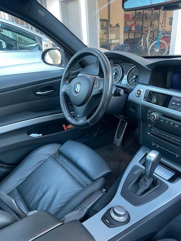 Gebraucht BMW 335 286 PS (210 kW) 2007 Silber Kombi