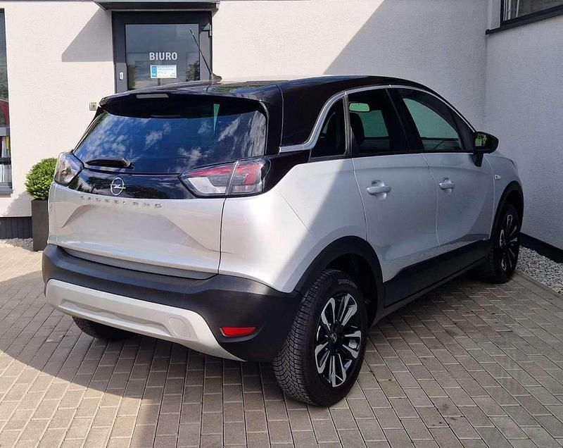 Gebraucht Opel Crossland X 110 PS (80 kW) 2023 Aluminium silb/kristall silb SUV