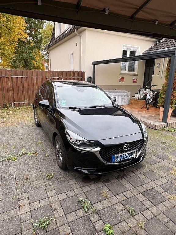 Schwarz Gebraucht 2020 Mazda 2 Exclusive Limousine | 15.500 € (Fairer Preis) - Bild 1/4