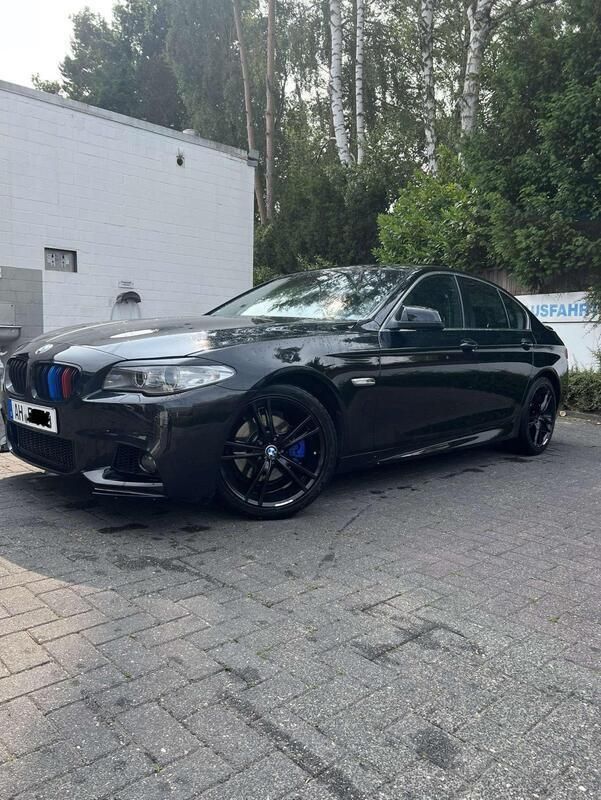 Schwarz Gebraucht 2010 BMW 523 M Sport Limousine | 11.800 € (Teuer) - Bild 1/4